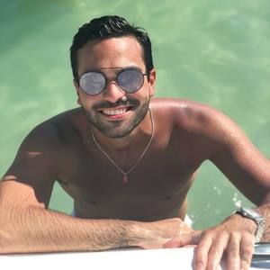 Meet your Posher, Gabriel